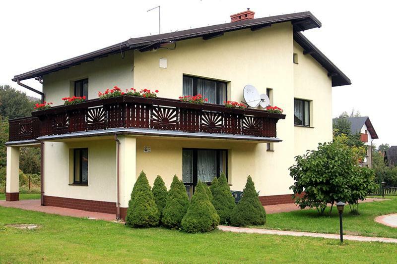 Willa Przy Deptaku Apartman Szczyrk Kültér fotó